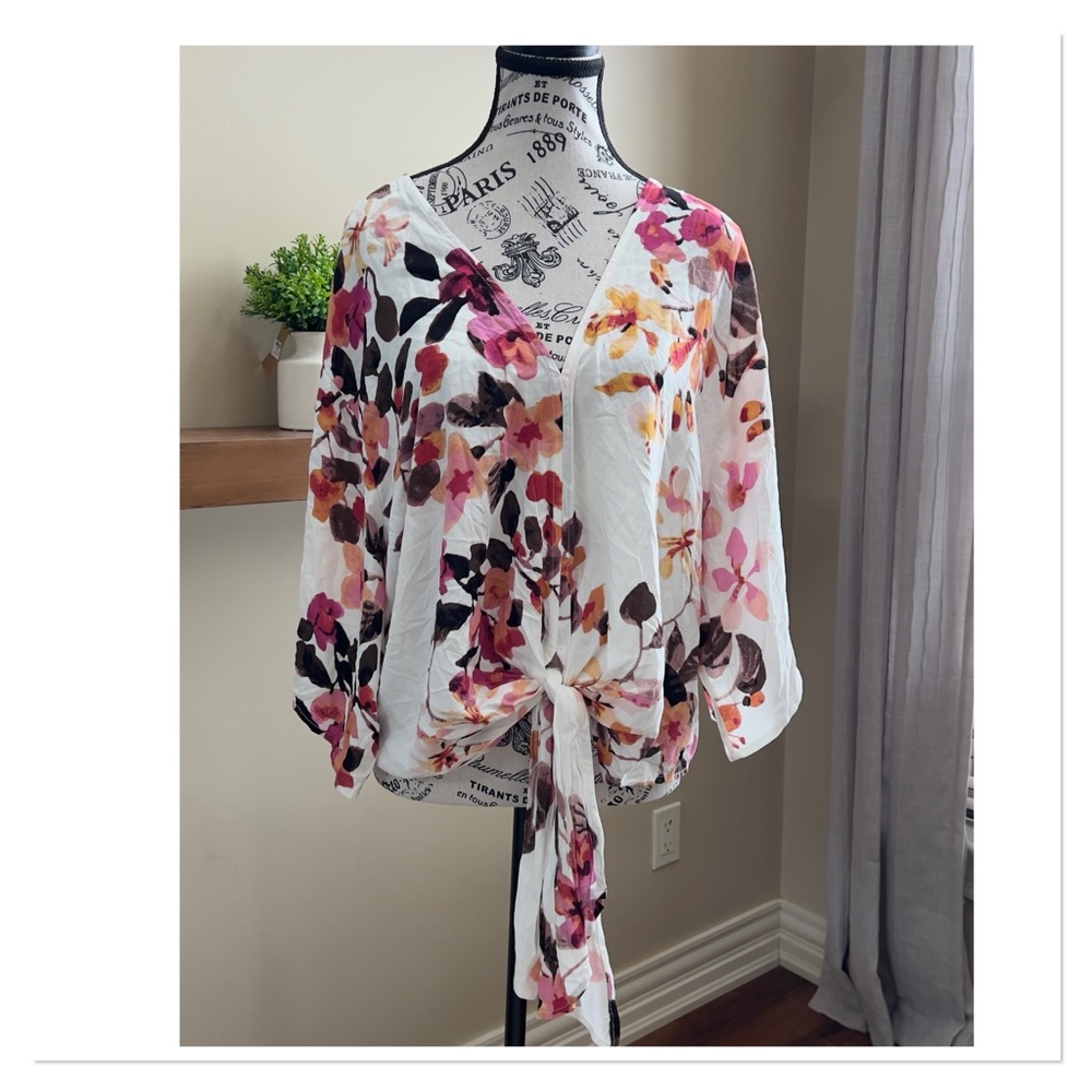 LOVESTITCH Floral Boho Tie-Front Blouse
